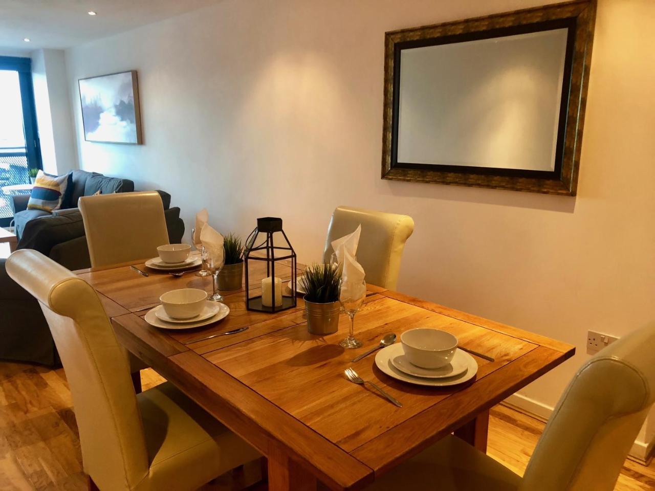 The Heights - River And City View Apartment Glasgow Bagian luar foto
