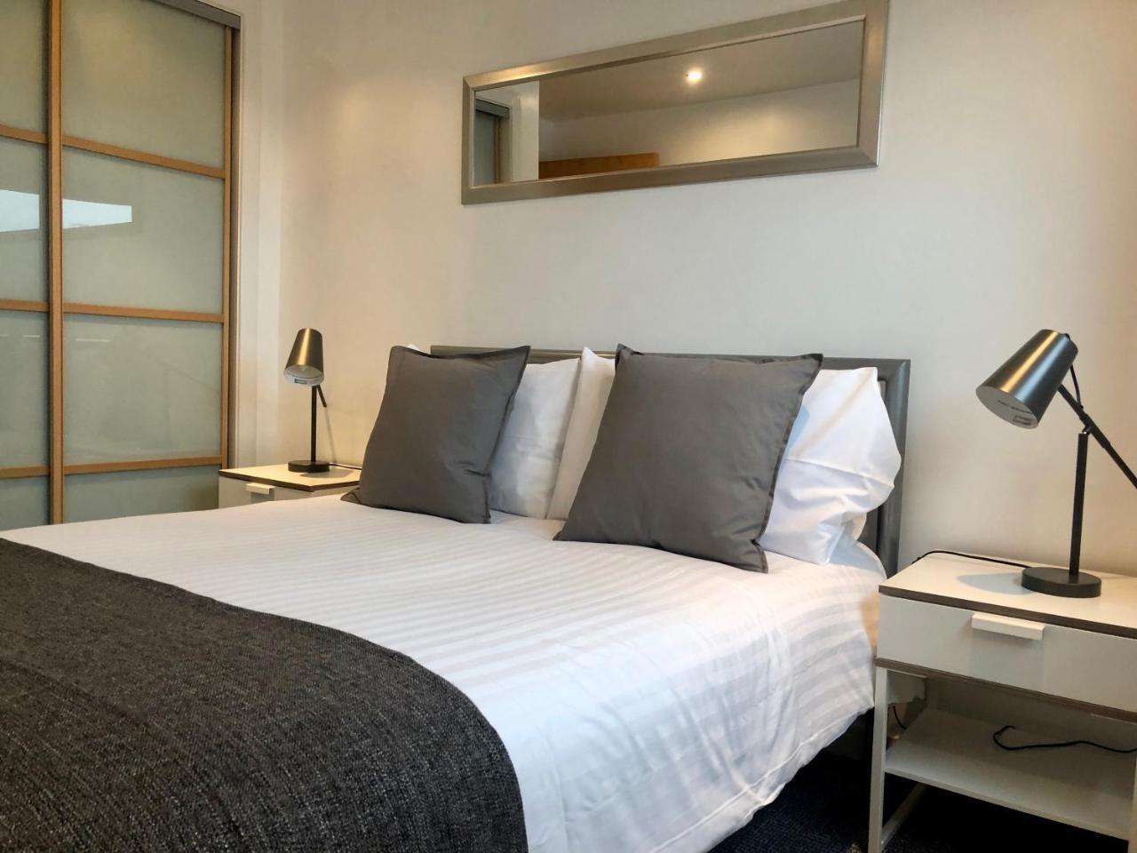 The Heights - River And City View Apartment Glasgow Bagian luar foto