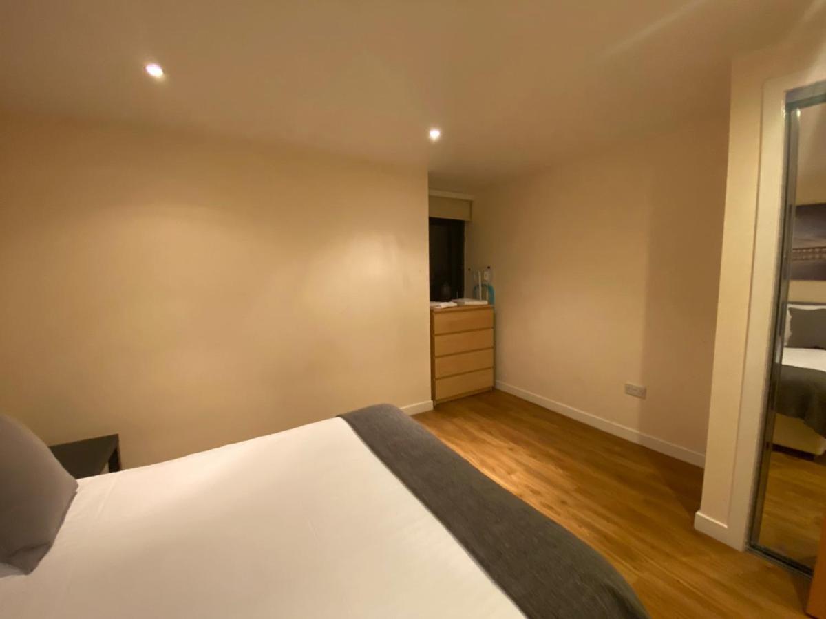 The Heights - River And City View Apartment Glasgow Bagian luar foto